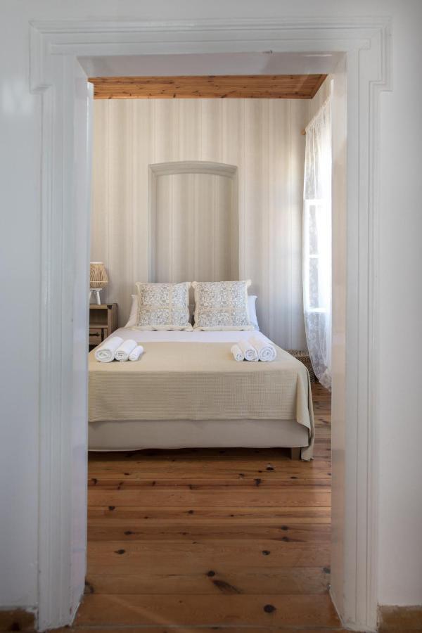 Neoclassical Manor House Порос Экстерьер фото